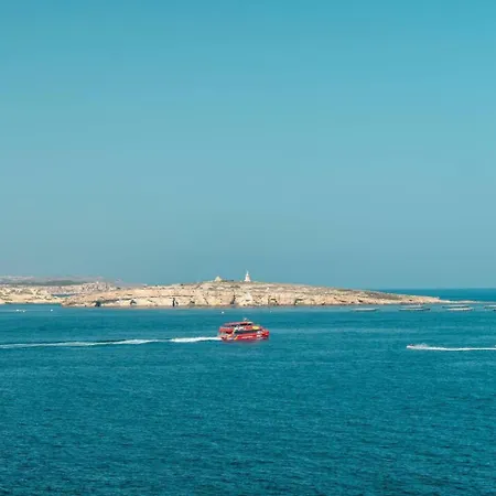 Seafront Bugibba 2bed By Homely 圣保罗湾城