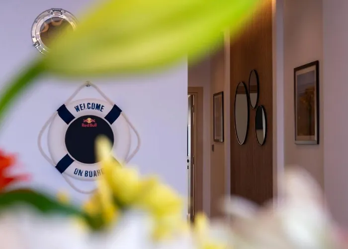 Seafront Bugibba 2bed By Homely Apartman *