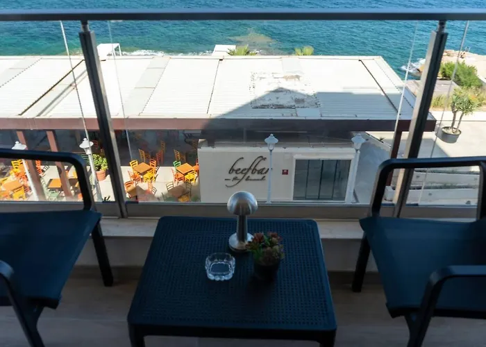 Seafront Bugibba 2bed By Homely *