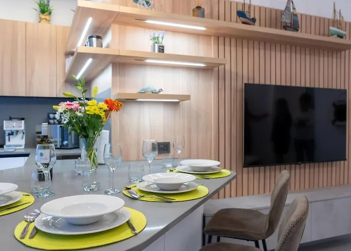 Apartman Seafront Bugibba 2bed By Homely San Pawl il-Baħar