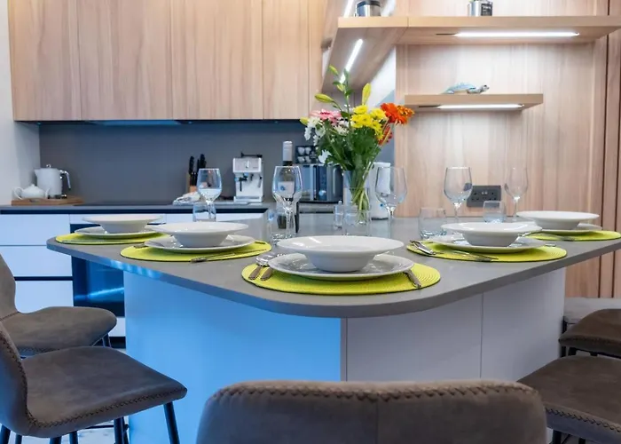 Seafront Bugibba 2bed By Homely *