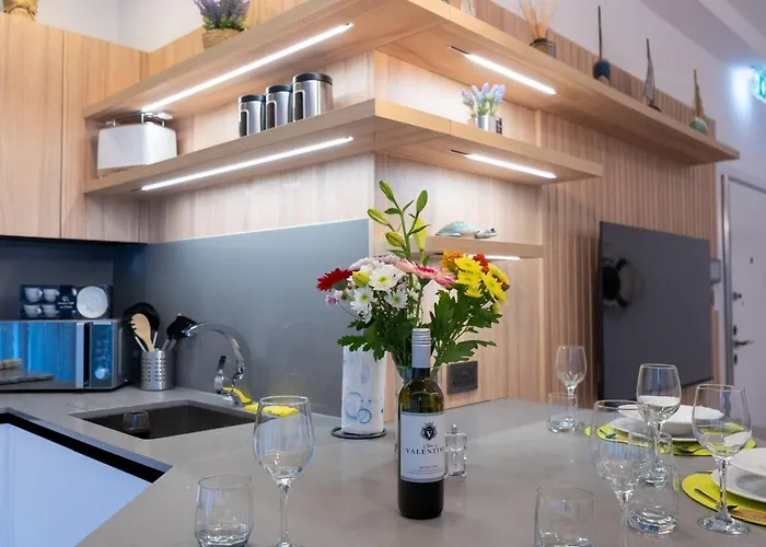 Seafront Bugibba 2bed By Homely