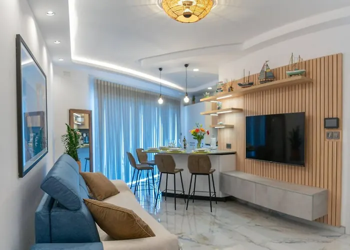 Seafront Bugibba 2bed By Homely * St. Paul's Bay