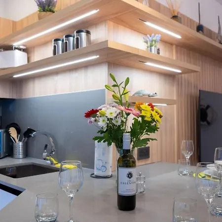 Seafront Bugibba 2bed By Homely